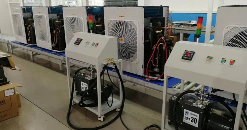 中央空調抽空和冷媒的高精度灌注